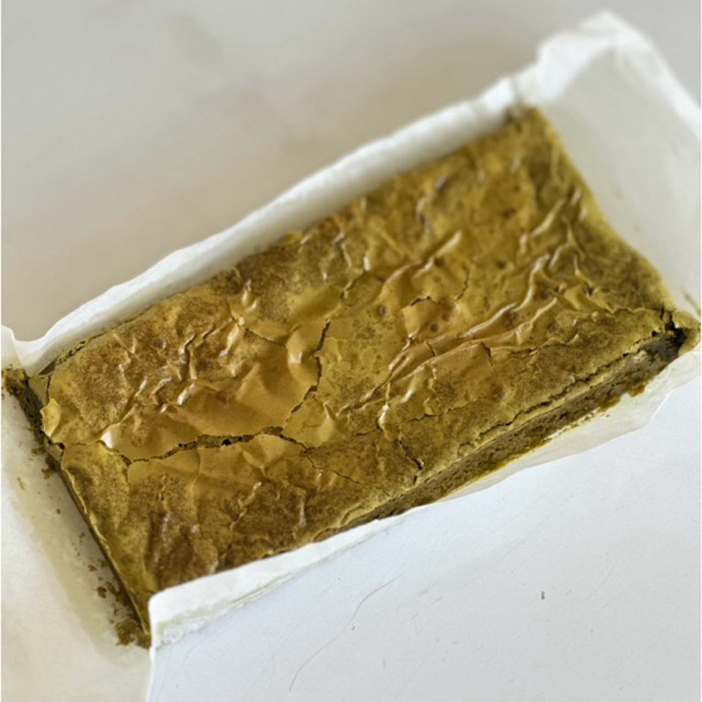 

CLAUDS BAKE - MATCHA BROWNIES