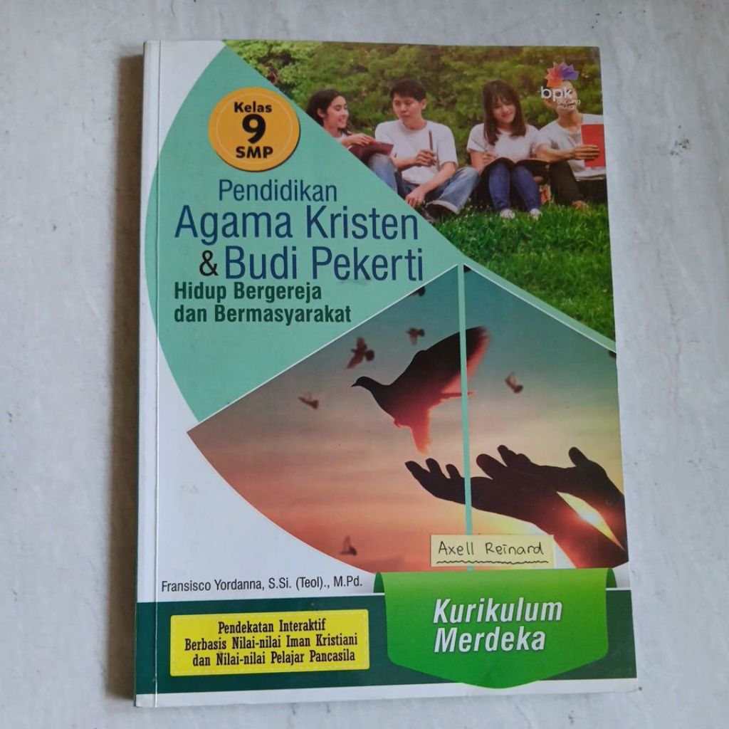 BUKU PENDIDIKAN AGAMA KRISTEN SMP kelas 9