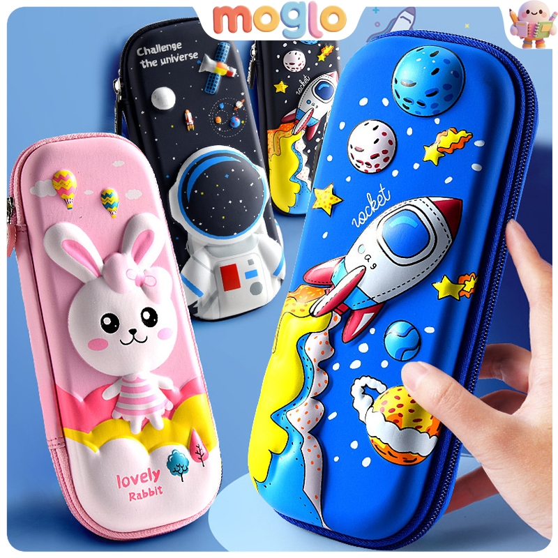 

Kotak / Tempat Pensil Kartun 3D Stereo: Bahan EVA, waterproof, desain berlapis dengan kapasitas besar, aesthetic, pouch pensil kreatif, alat tulis sekolah, cocok untuk siswa SD, SMP, SMA & anak-anak (terutama anak laki-laki), varian hadiah untuk anak-anak