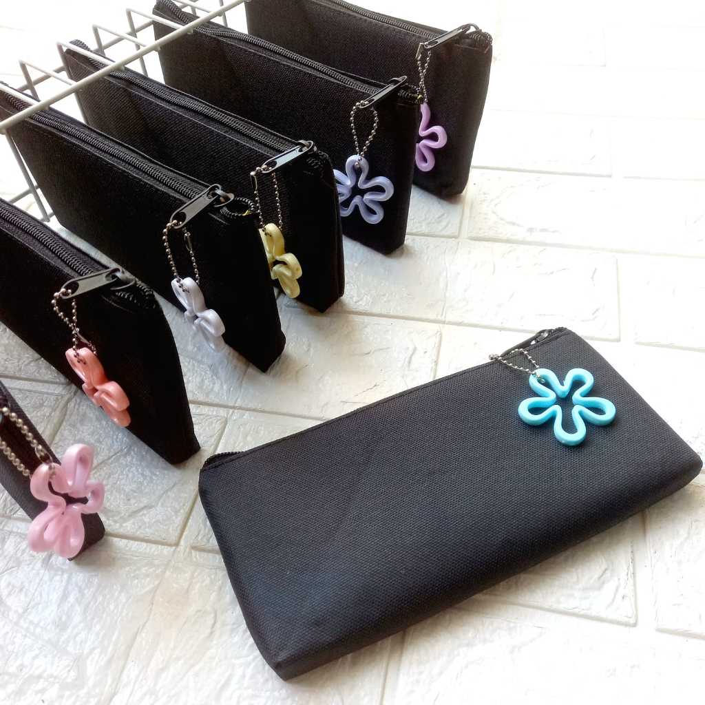 

Kotak Pensil Medium Polos Keychain Tempat Pensil Resleting Asesoris Unik