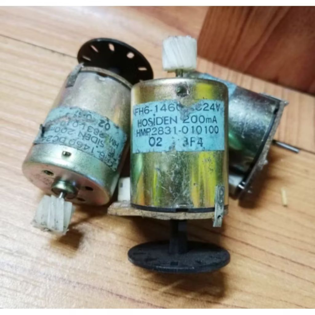 DINAMO DC AS DOUBEL 24VDC ~ 5000RPM DINAMO HOSIDEN