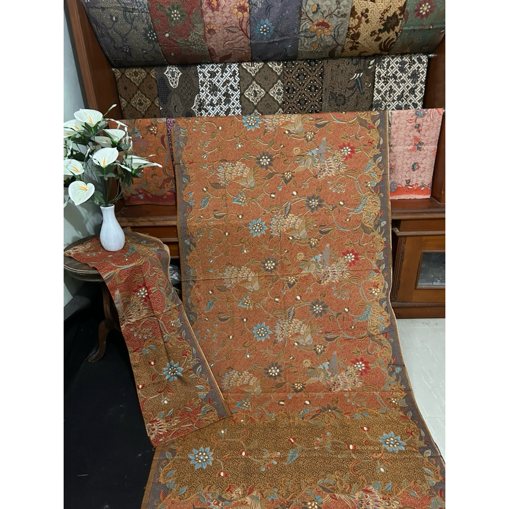 KAMEN/KEBAYA SUTRA DOLBY ATBM SERAT NANAS BATIK SOLO ASLI