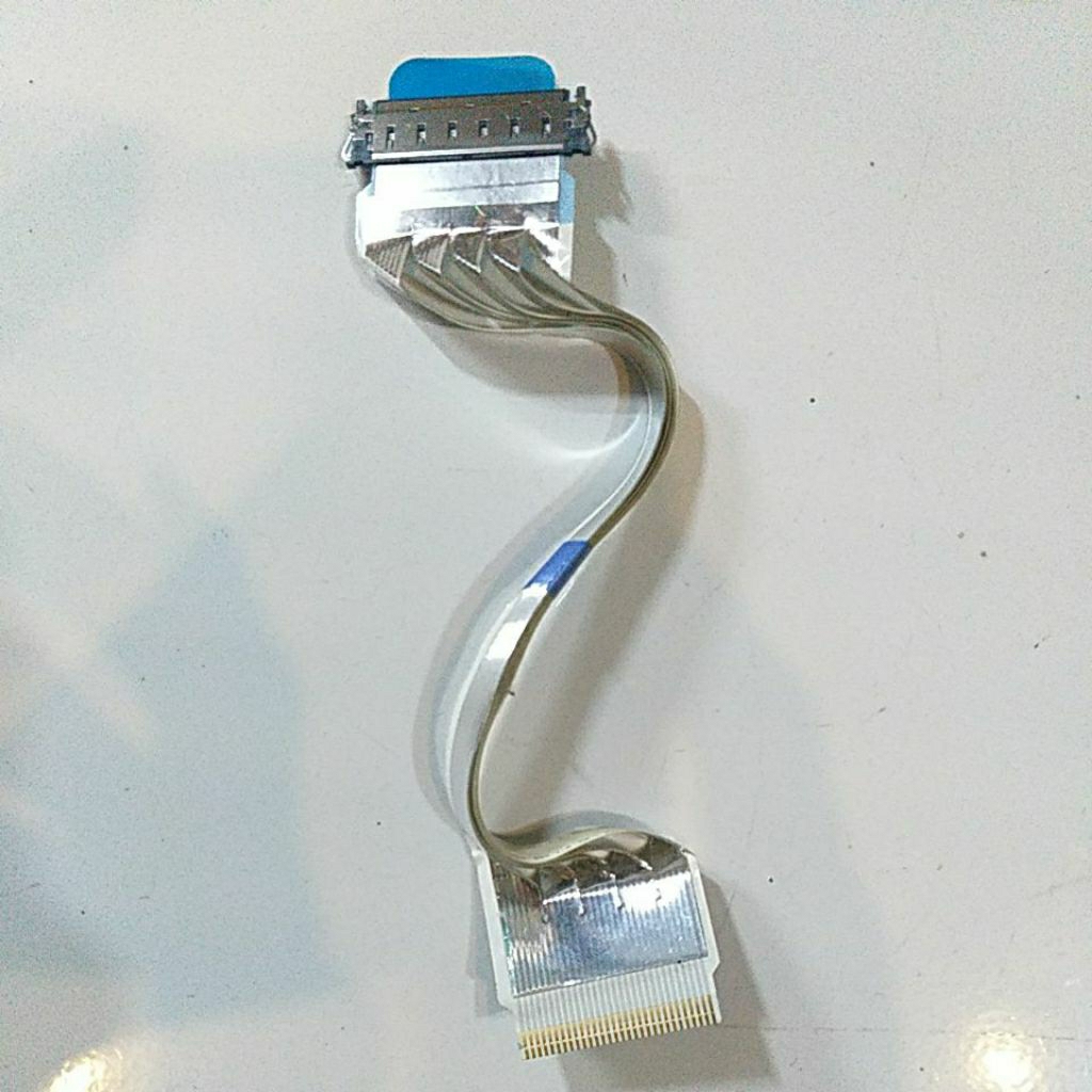 Fleksibel Monitor TV LED LG 24MT48AF Terimakasih