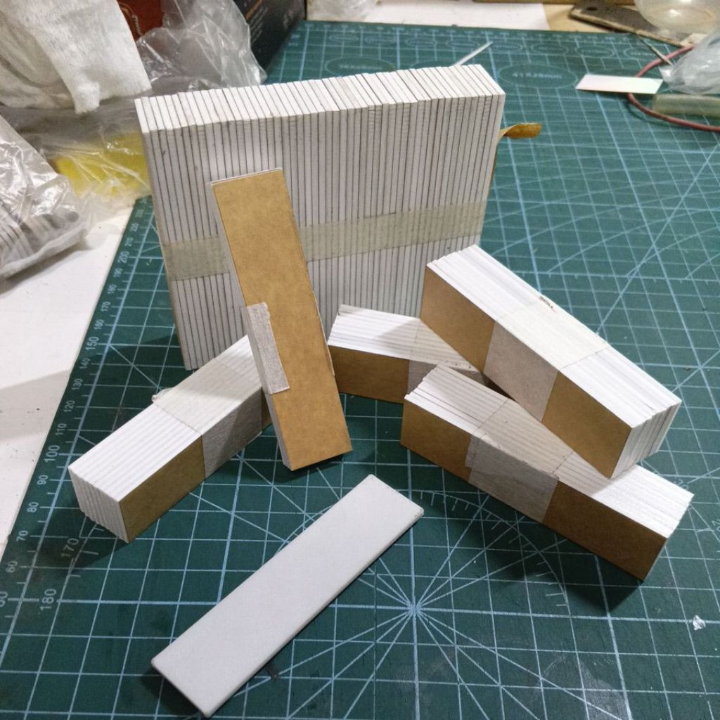 

AKRILIK BAHAN NAMA DADA 2X8 cm