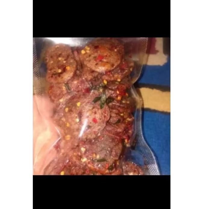 

Kripik bakso ikan tuna hitam pedas daun jeruk 250gr