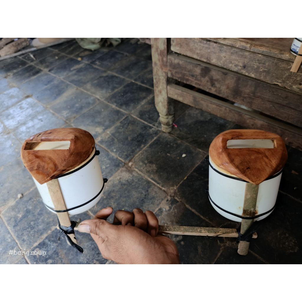 orongan/sawangan/sowangan/sendaren layangan