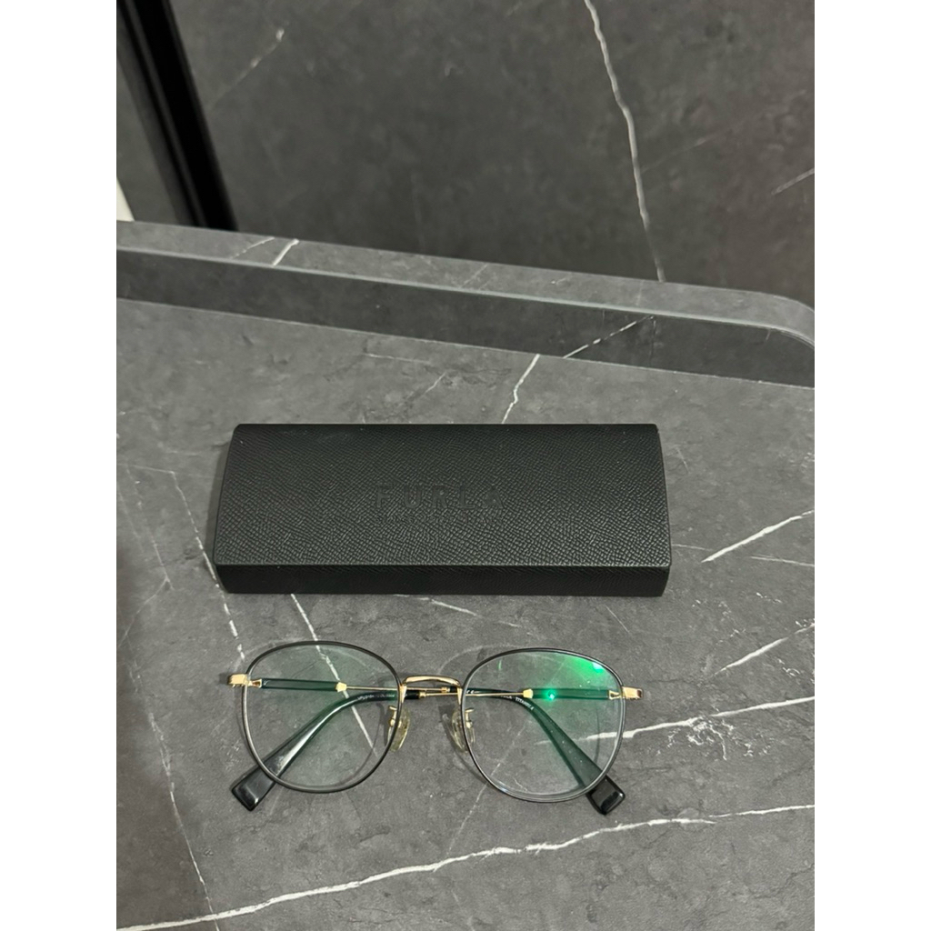 Frame Kacamata Furla
