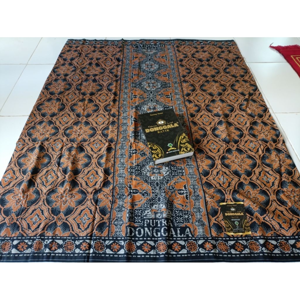 sarung donggala batik