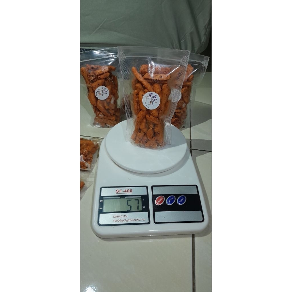 

basreng pedas daun jeruk