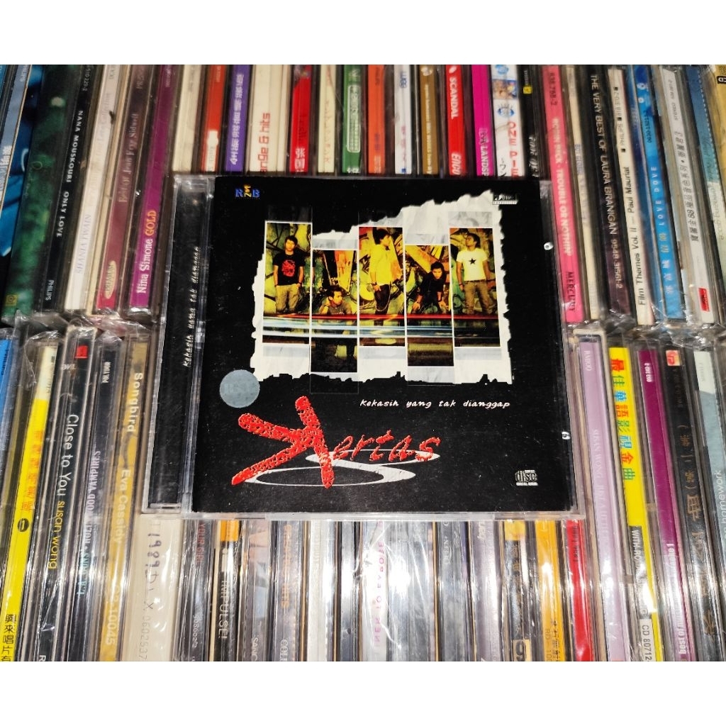 CD Kertas Band / Armada - Kekasih Yang Tak Dianggap