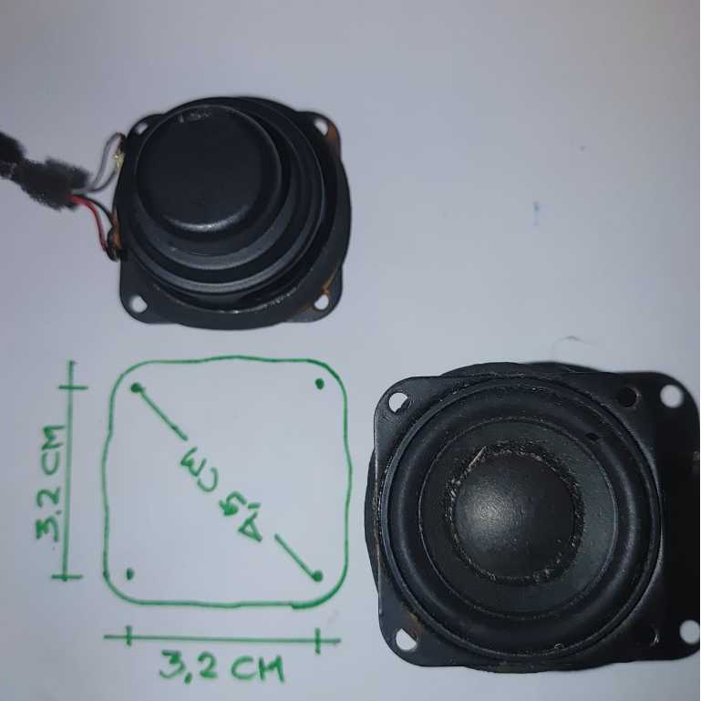 Speaker 1,5" Inch 4 Ohm Full Range Mid High HiFi / 1,5 inch Full Range Mid Hiigh 40 mm Kotak-Warna H