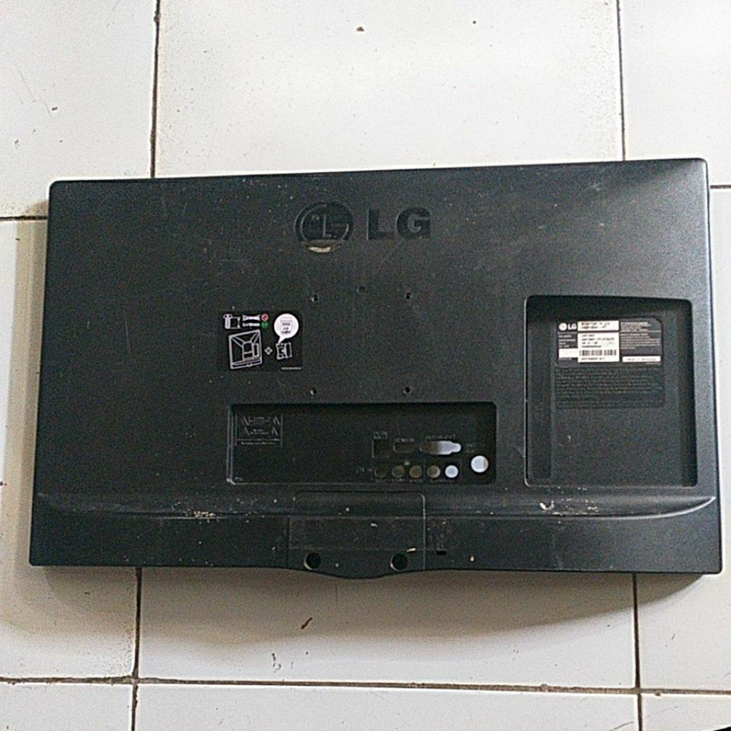 Cesing LG MONITOR TV LED 24MT48AF-PT