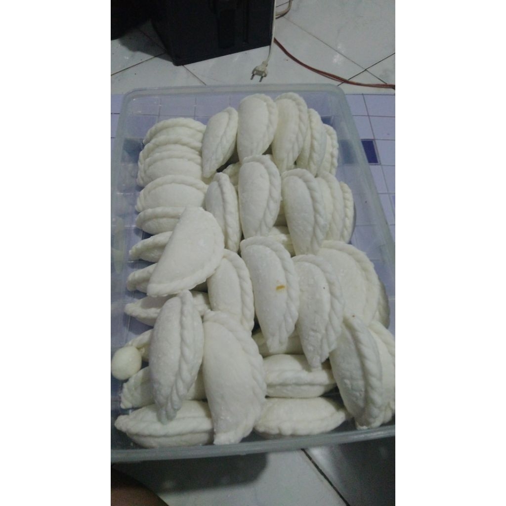 

Cireng ayam isi 5 Chili oil