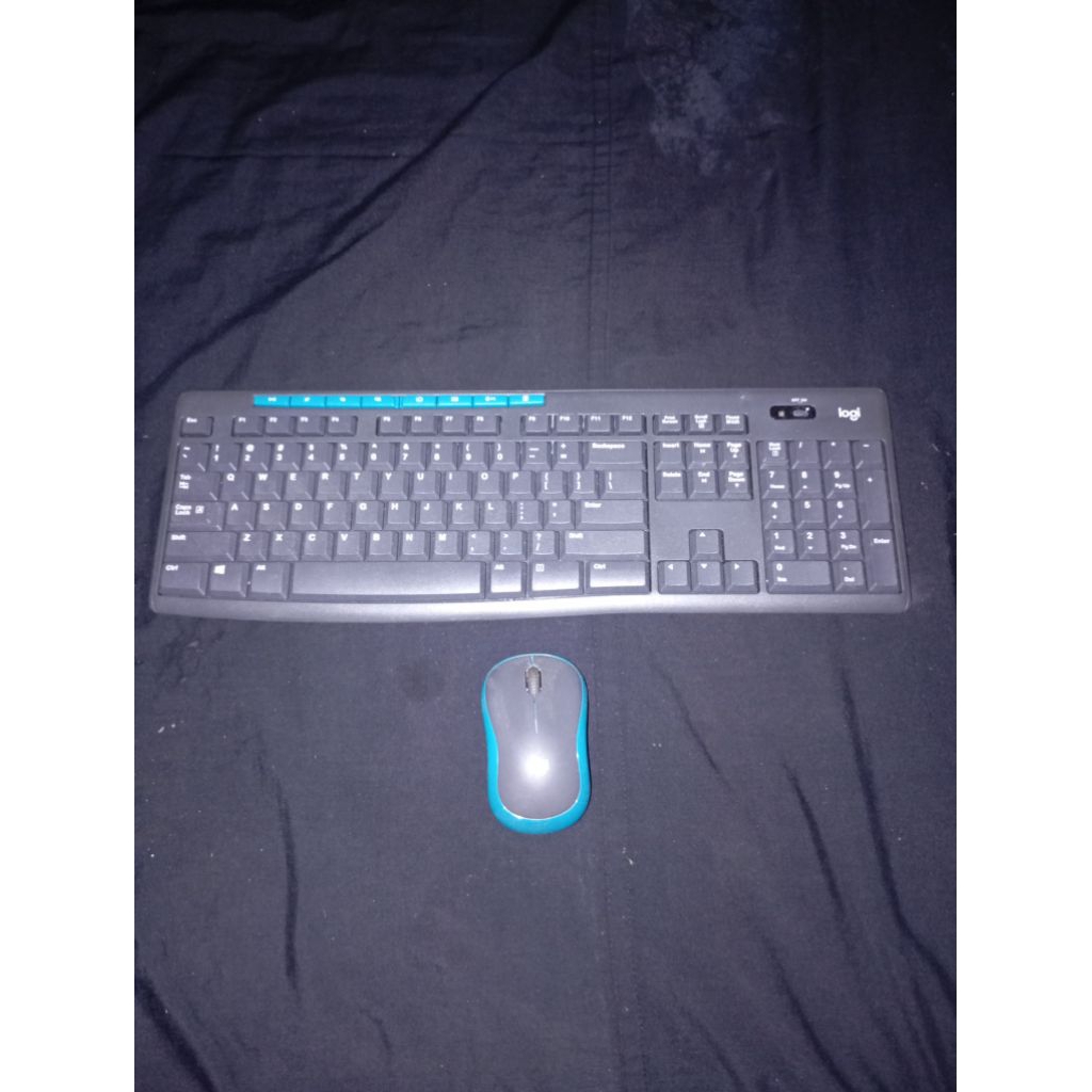 Keyboard Wireless & Mouse Wireless Logitech MK275 Second Like New