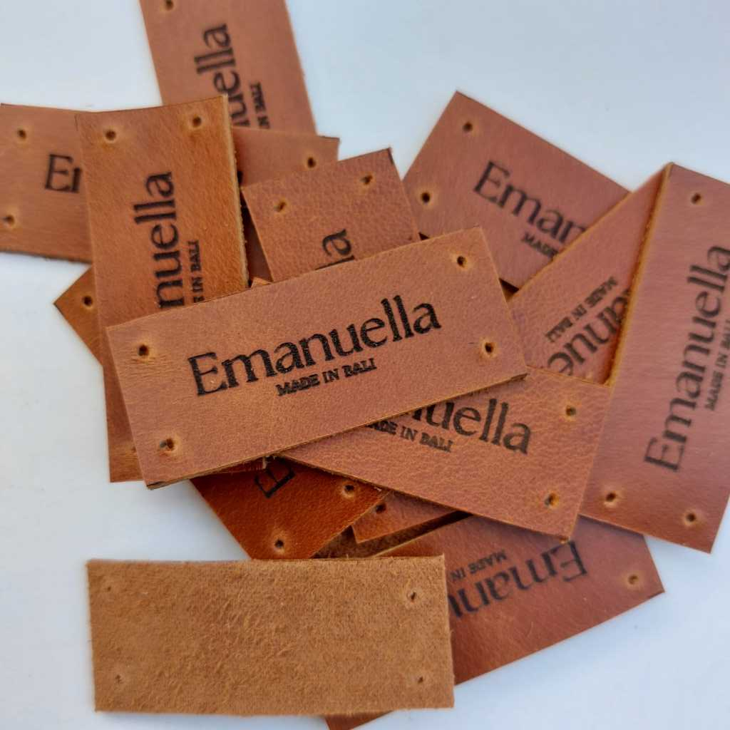 

Label Kulit Sapi Asli Custom Nama Grafir