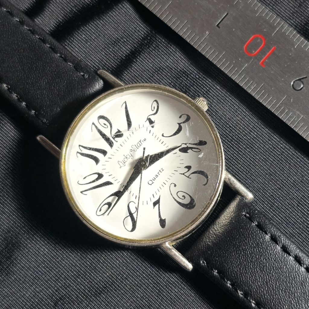 Jam Lucky Star Vintage Bekas