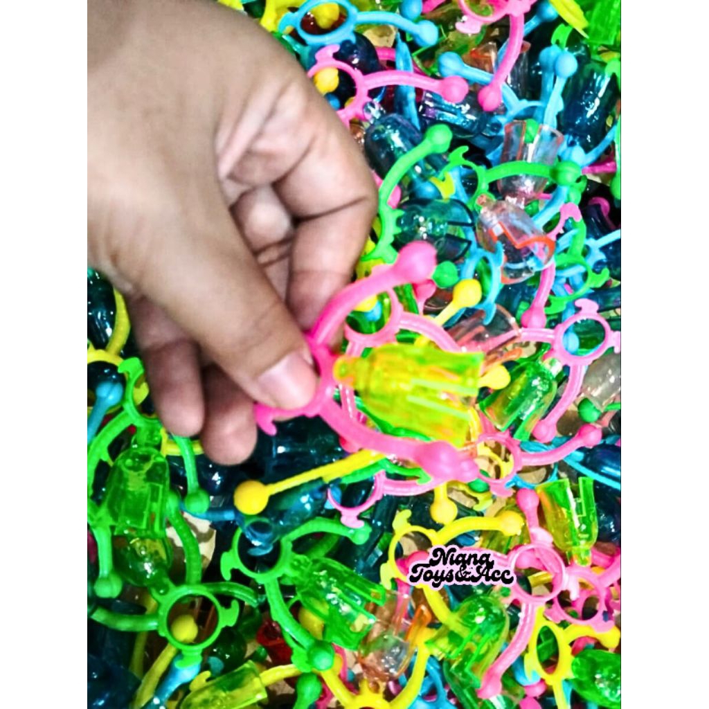 25 pcs MAINAN KEPALA GOYANG mainan anak