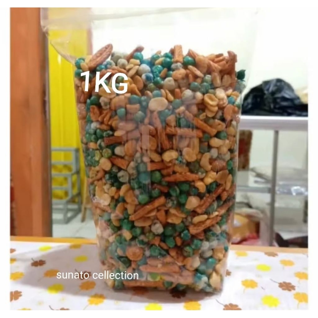 

KACANG CAMPUR MIX 1KG