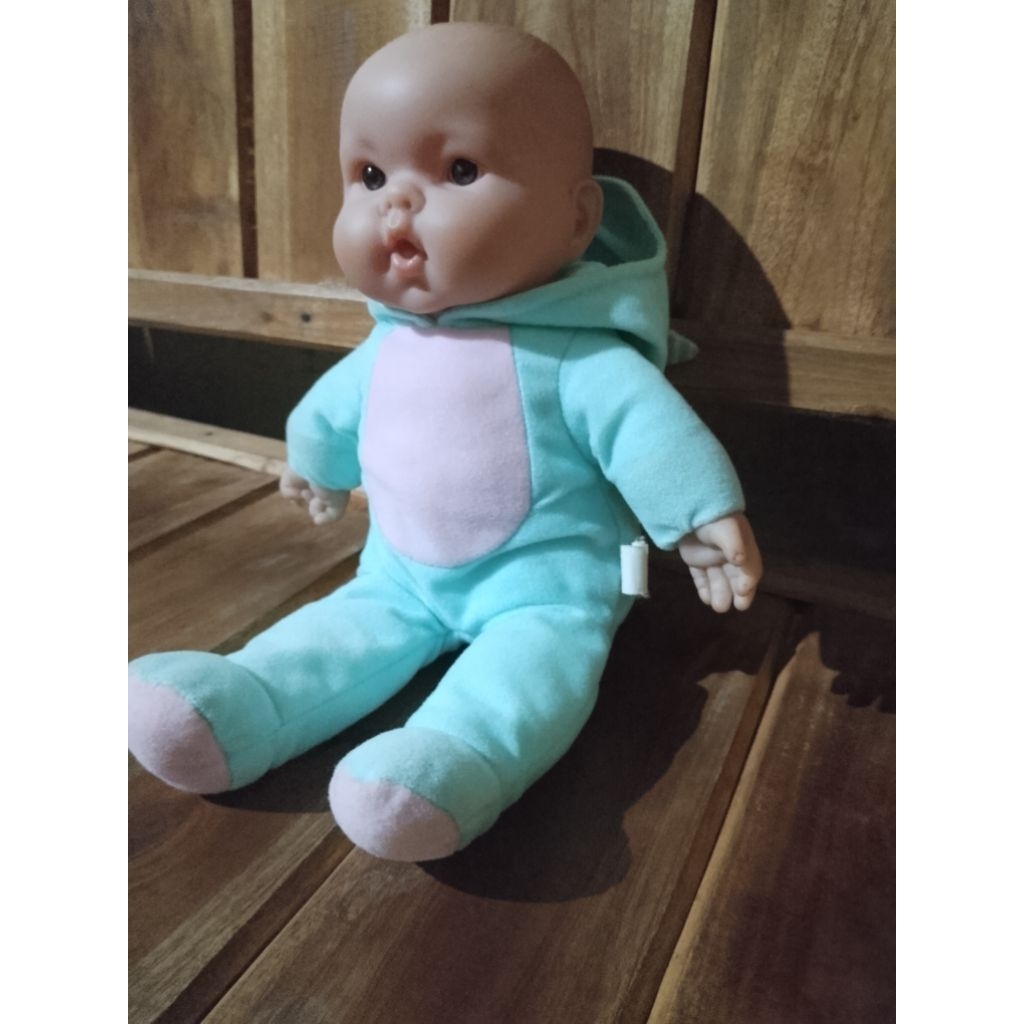boneka doll bayi