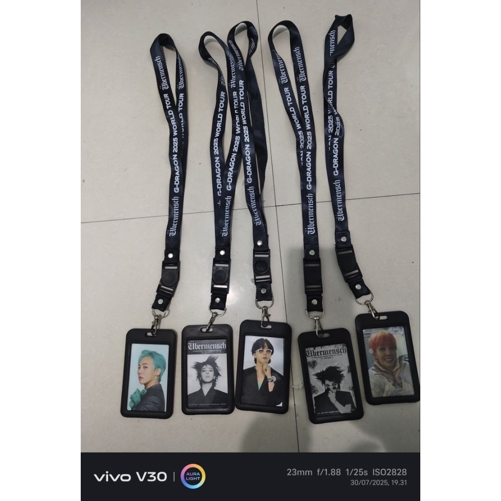 

Tali Lanyard G-Dragon - Lanyard G-Dragon live in Jakarta - Lanyard Kpop - Mercendez Kpop