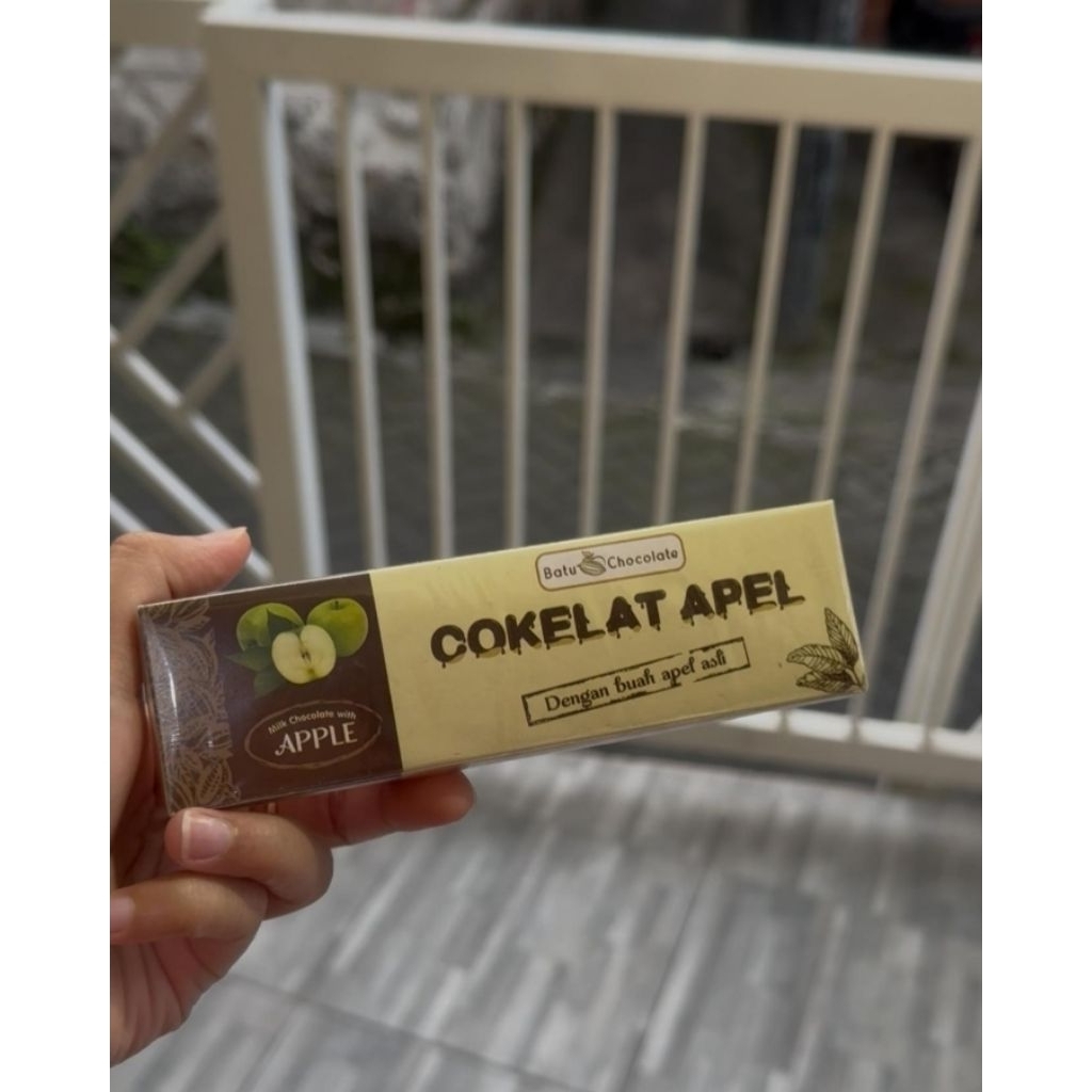 

Cokelat Apel khas oleh oleh kota Batu Malang