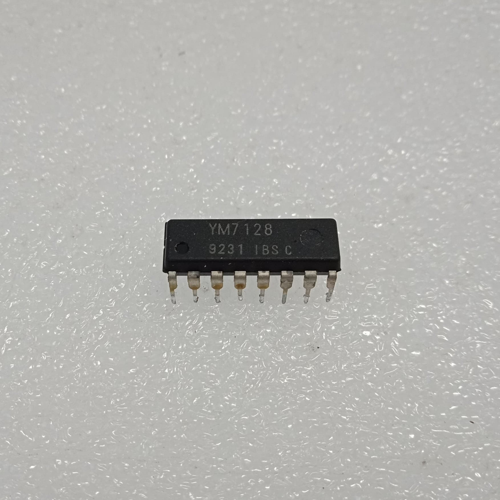 YM7128B Yamaha Surround Processor
