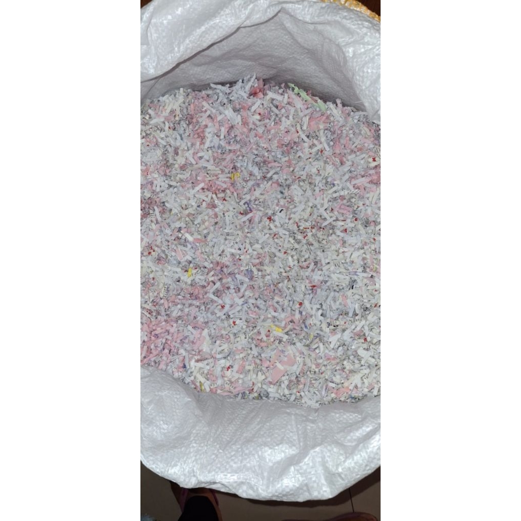 

KERTAS CACAH | KERTAS KADO HAMPERS | KERTAS SHREDED | 1000 gram/1Kg