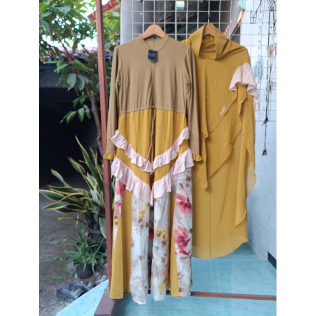 BerMus - Adelia Syar'i set by Ranee Bruggman Original