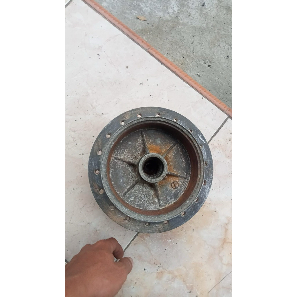 tromol depan ts125