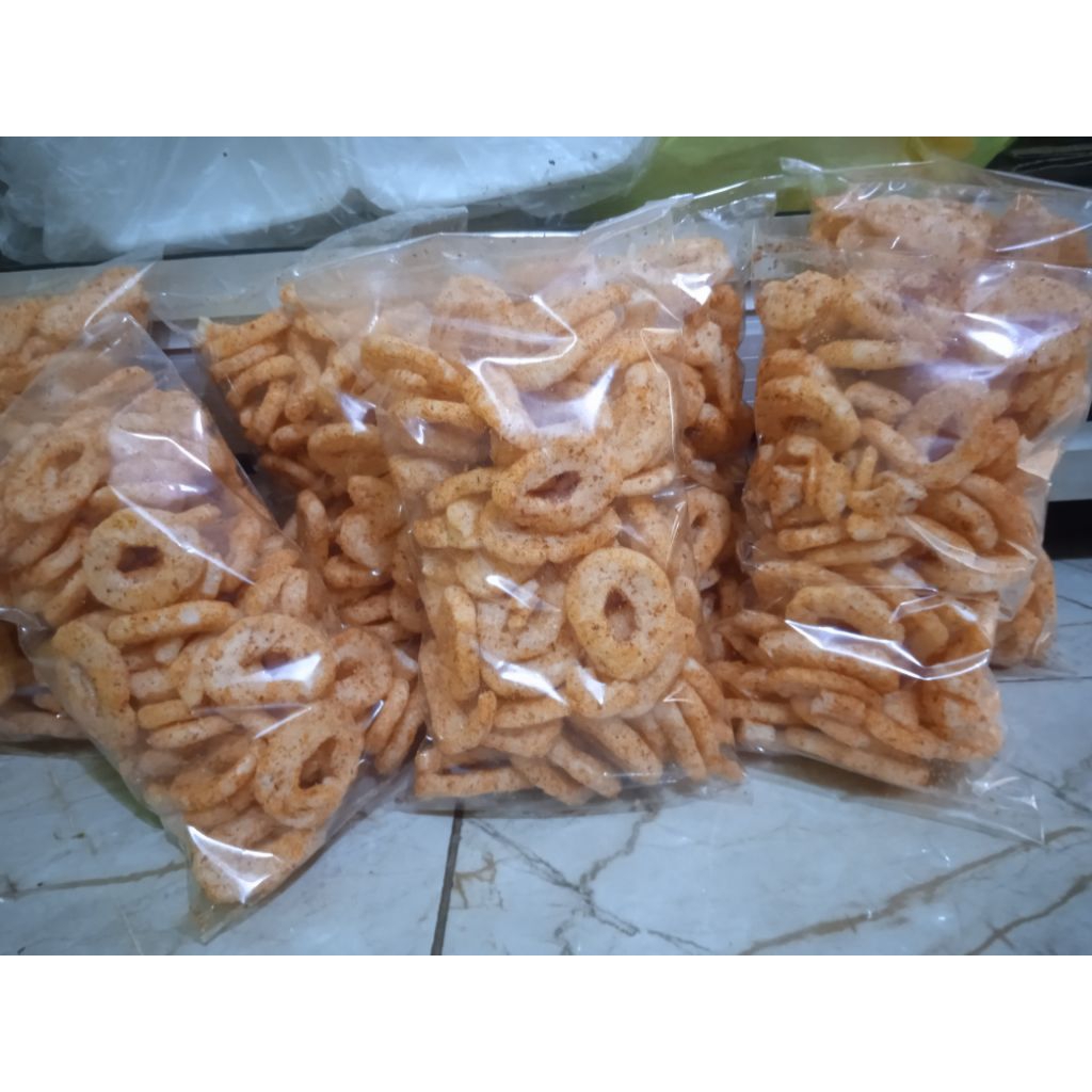 

krupuk koin pedes 150 gr