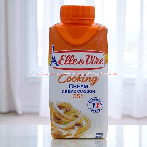 

Elle & Vire 198gr Cooking Cream Creme Cuisson UHT Kaya Krim Berkualitas Tinggi Bahan Masakan Produced is France