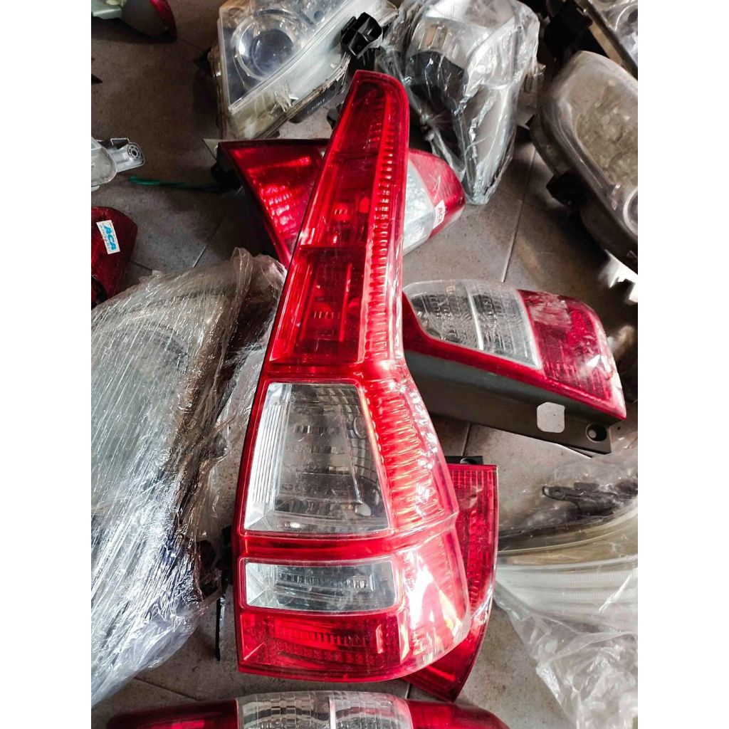 Stoplamp Lampu Belakang honda Crv Gen 2 2010 Original
