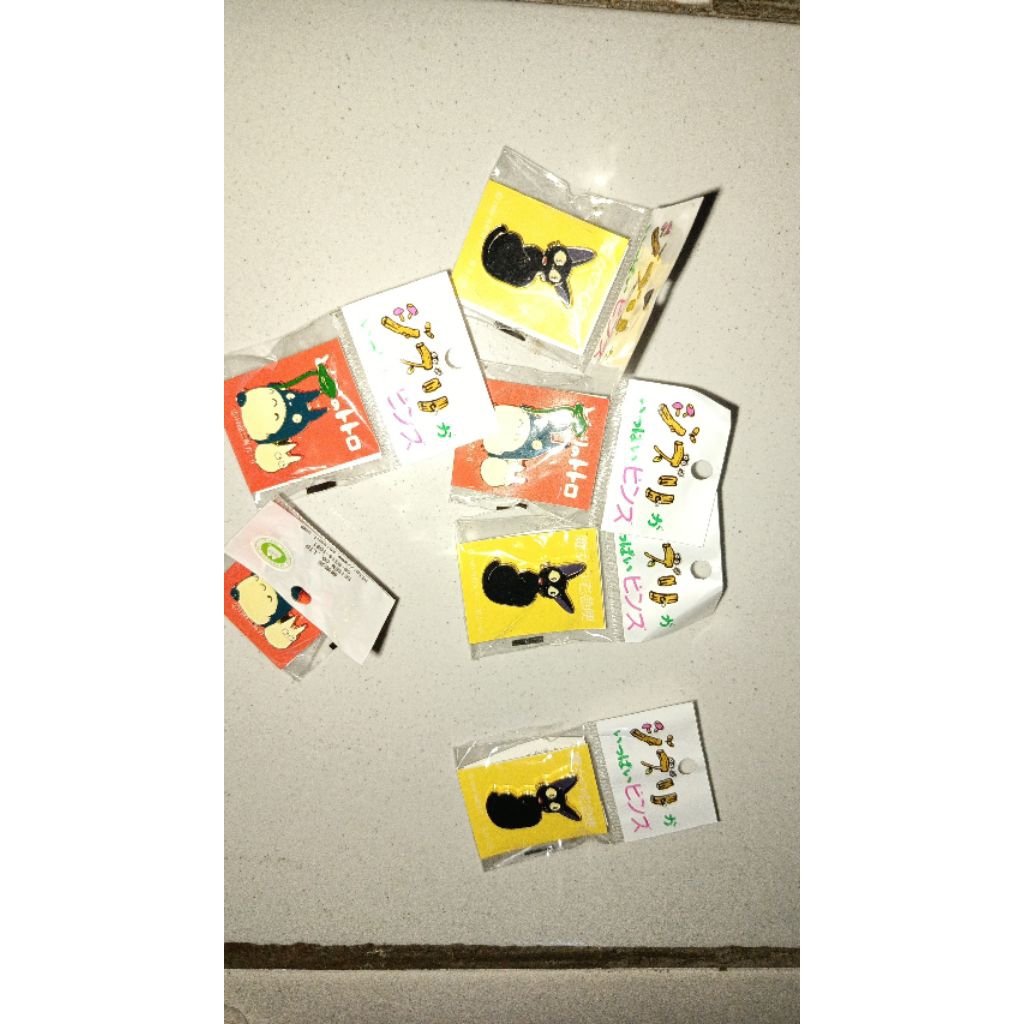 Pins Jiji _Kiki's Delivery Service