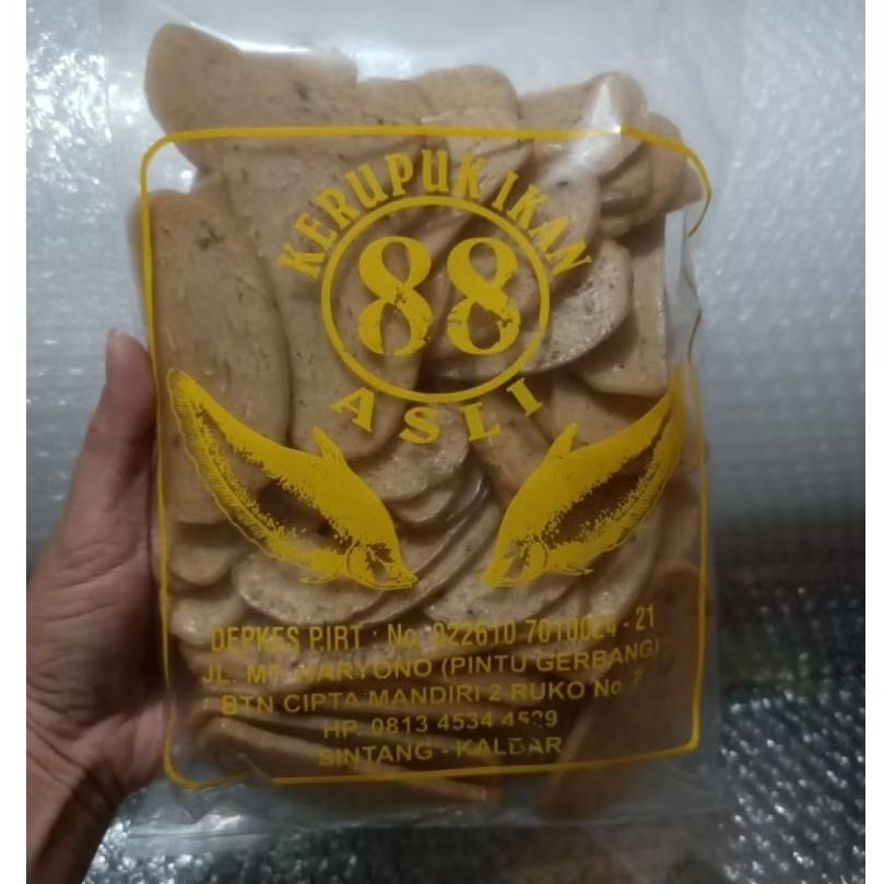 

Kerupuk Ikan 88 Asli / Kerupuk Ikan Belida 88 / Kerupuk Ikan 88 Sintang / Kerupuk Ikan Belidak / Kerupuk Ikan Pipih / Oleh oleh Khas Pontianak / Krupuk Mentah / Fish Crackers
