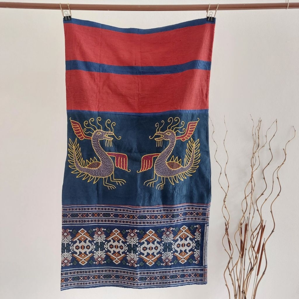 Kain sarung tenun asli dari Sumba Timur, NTT - premium unlimited