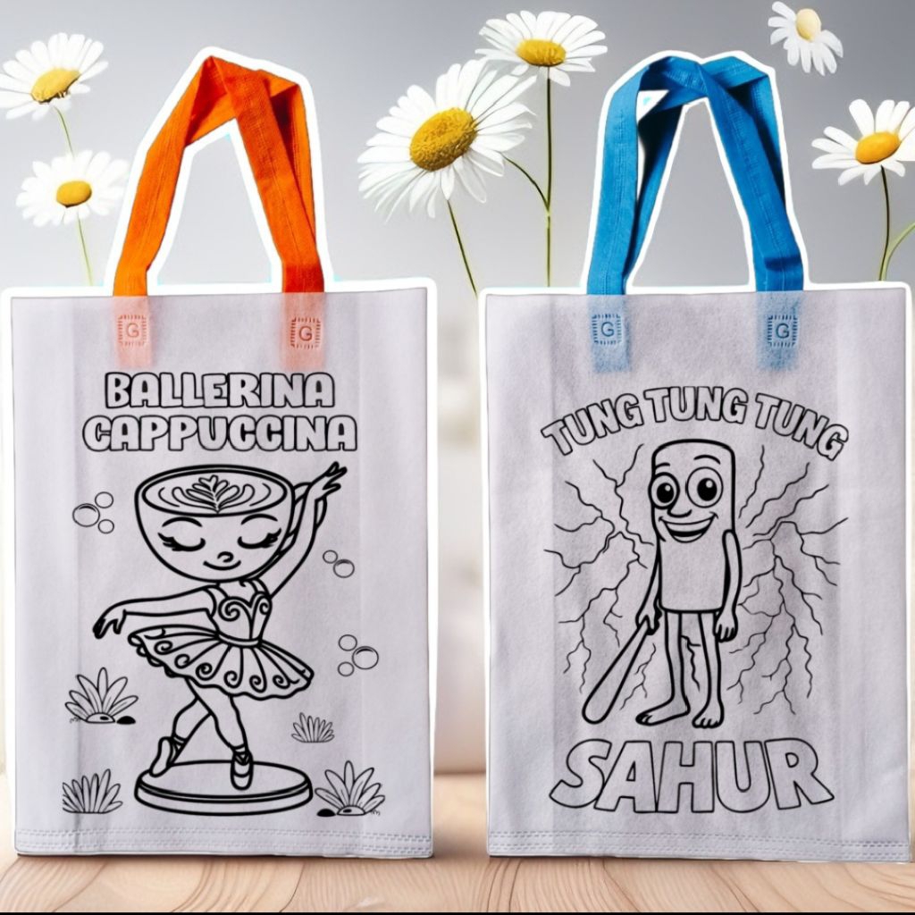 

(HARGA PER 6 PCS)Tas Mewarnai Spunbond Ukuran 30x40 Karakter Pilihan Melukis Anak Anak