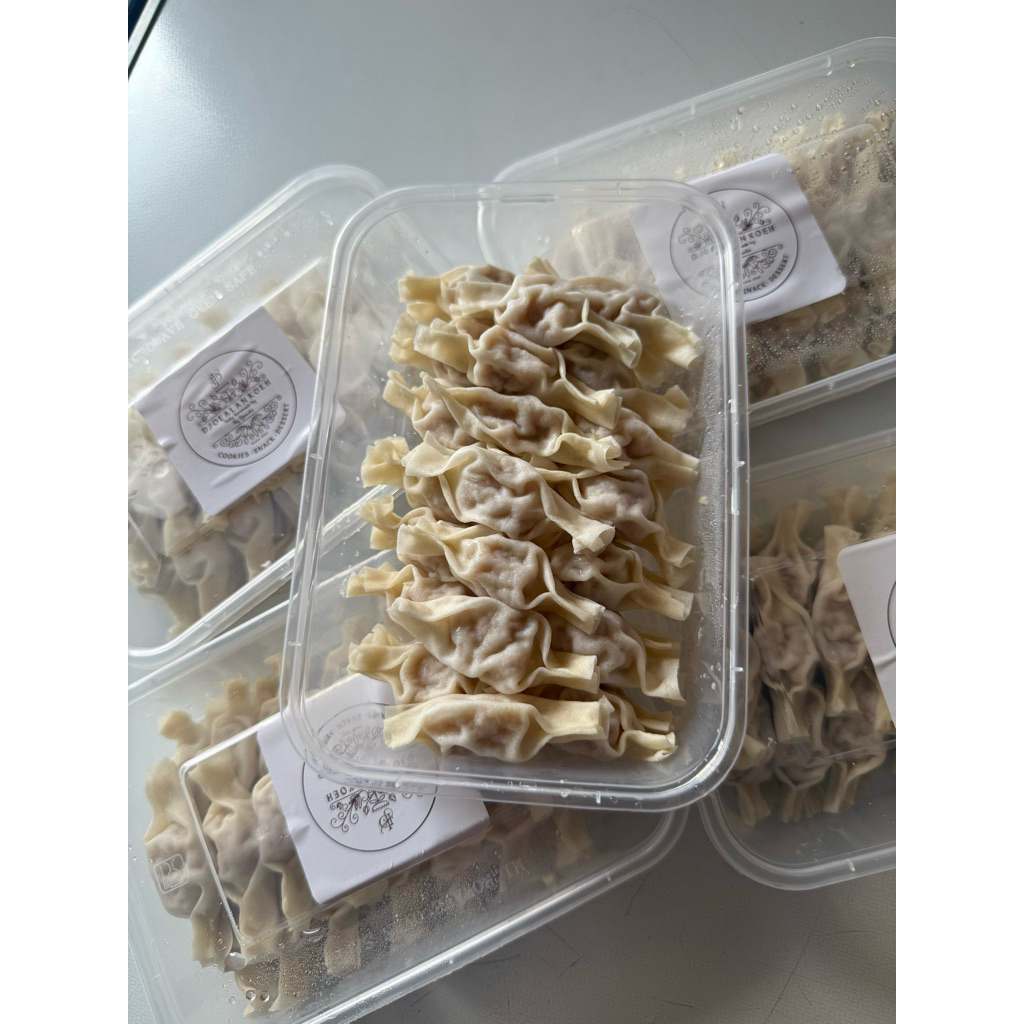 

Candy Chickeen Crispy Box