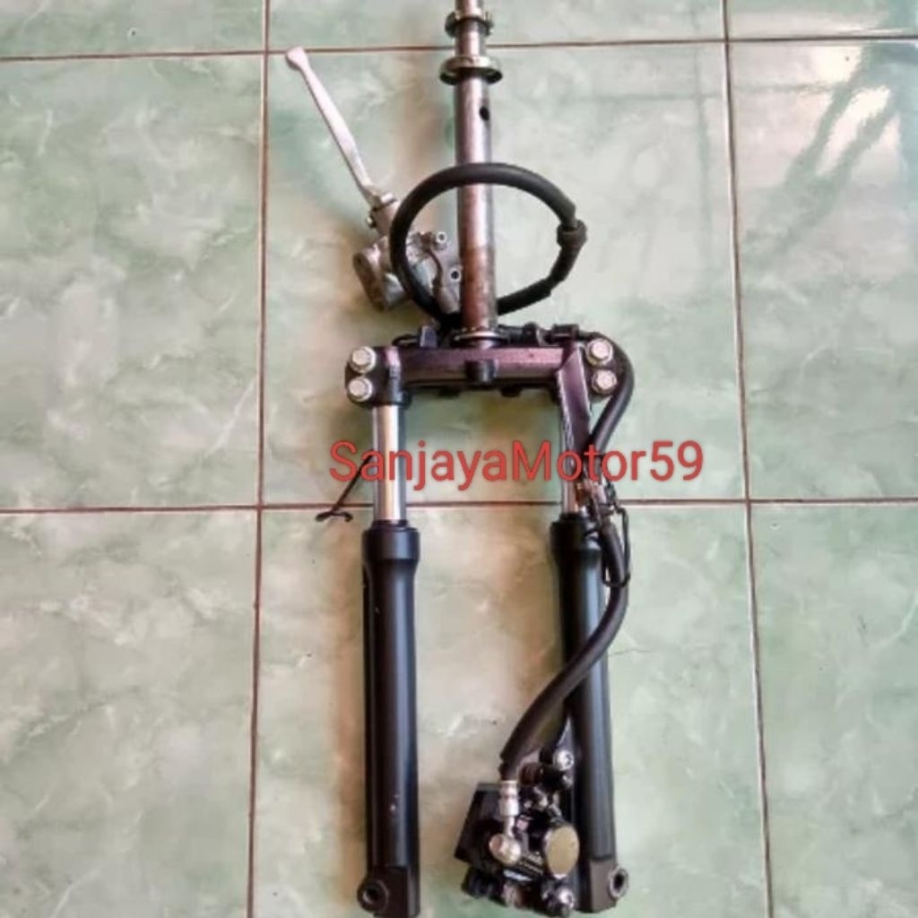 shockbreaker depan set segitiga kaliper Mio M3 125 2PH cabutan original