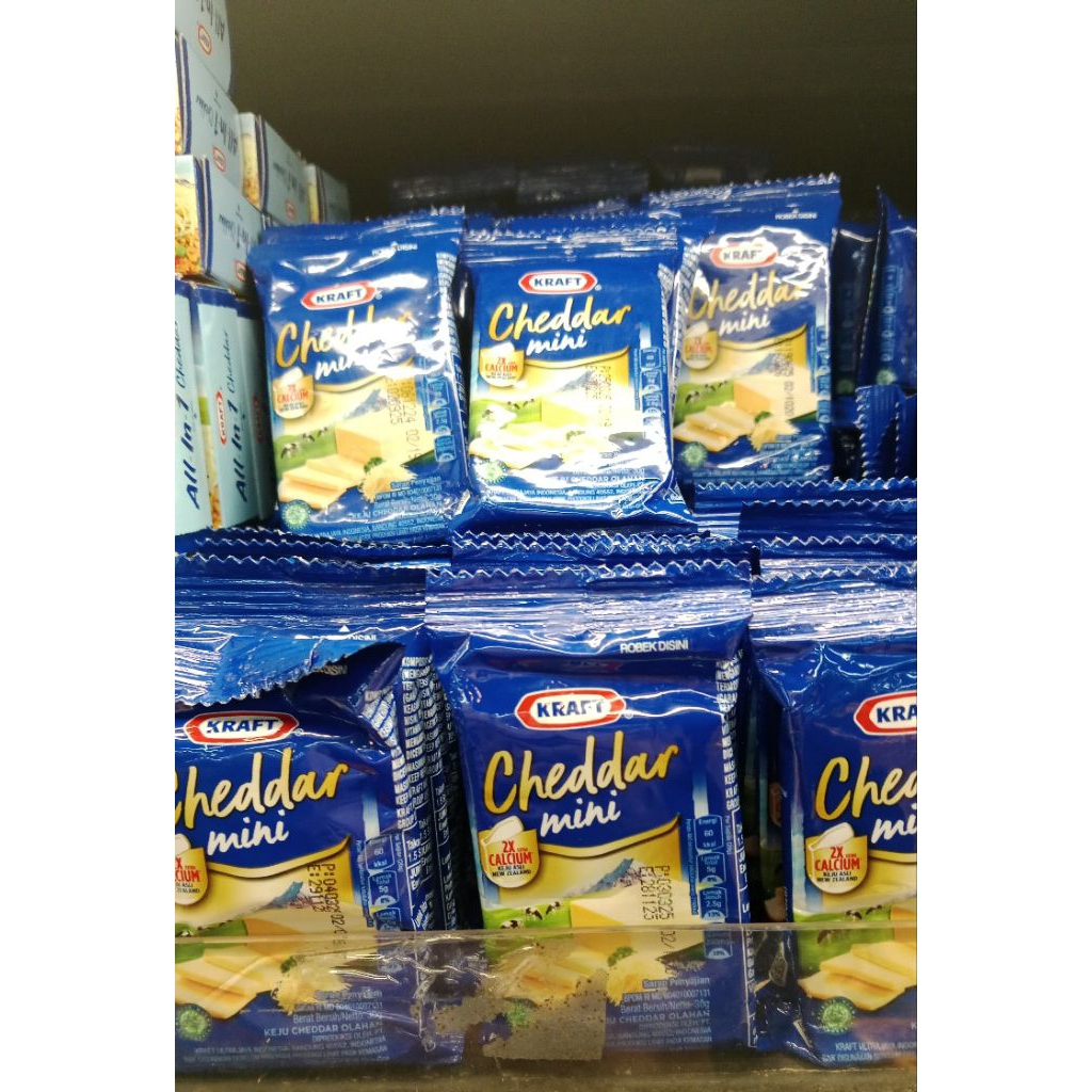 

KEJU KRAFT CHEDDAR MINI KEMASAN 30GR / 1PCS