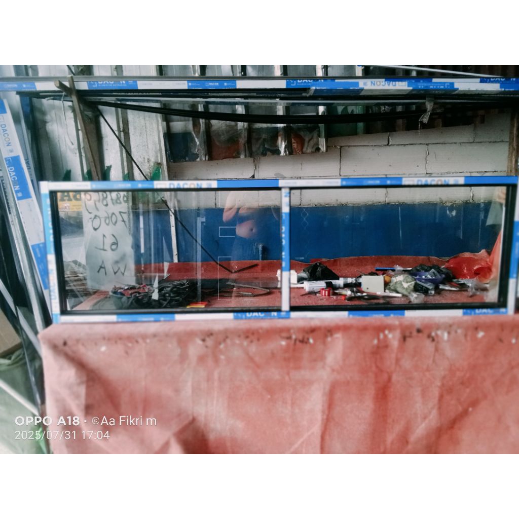 JENDELA KACA MATI FREE BUBBLE WRAP DAN PACKING KAYU