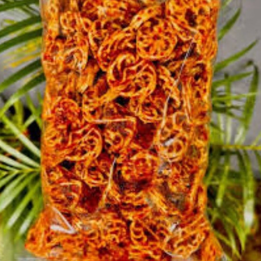 

Kerupuk Seblak Mawar Pedas Kering isi 100 Gram Gurih Renyah kerupuk Seblak