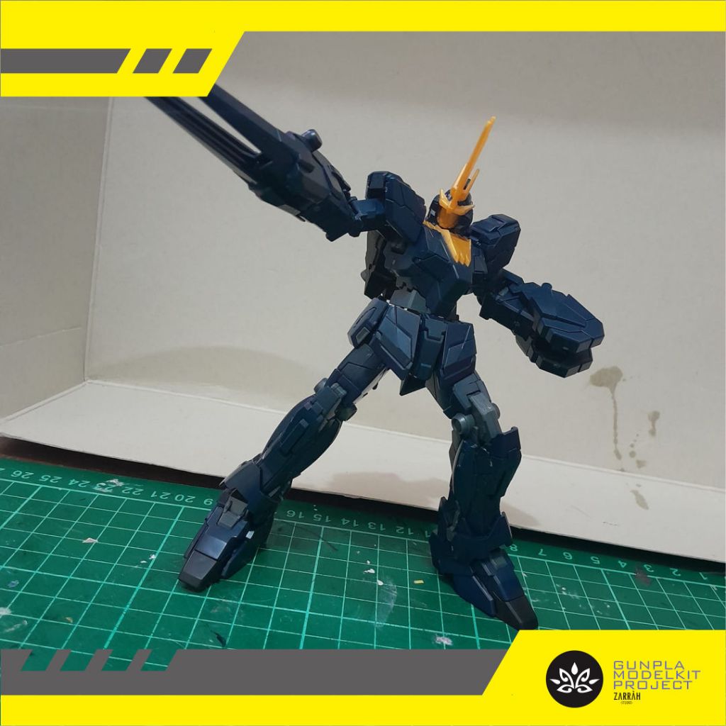 GUNDAM BANSHEE UNICORN MODE BANDAI HG 144 BEKAS SECOND