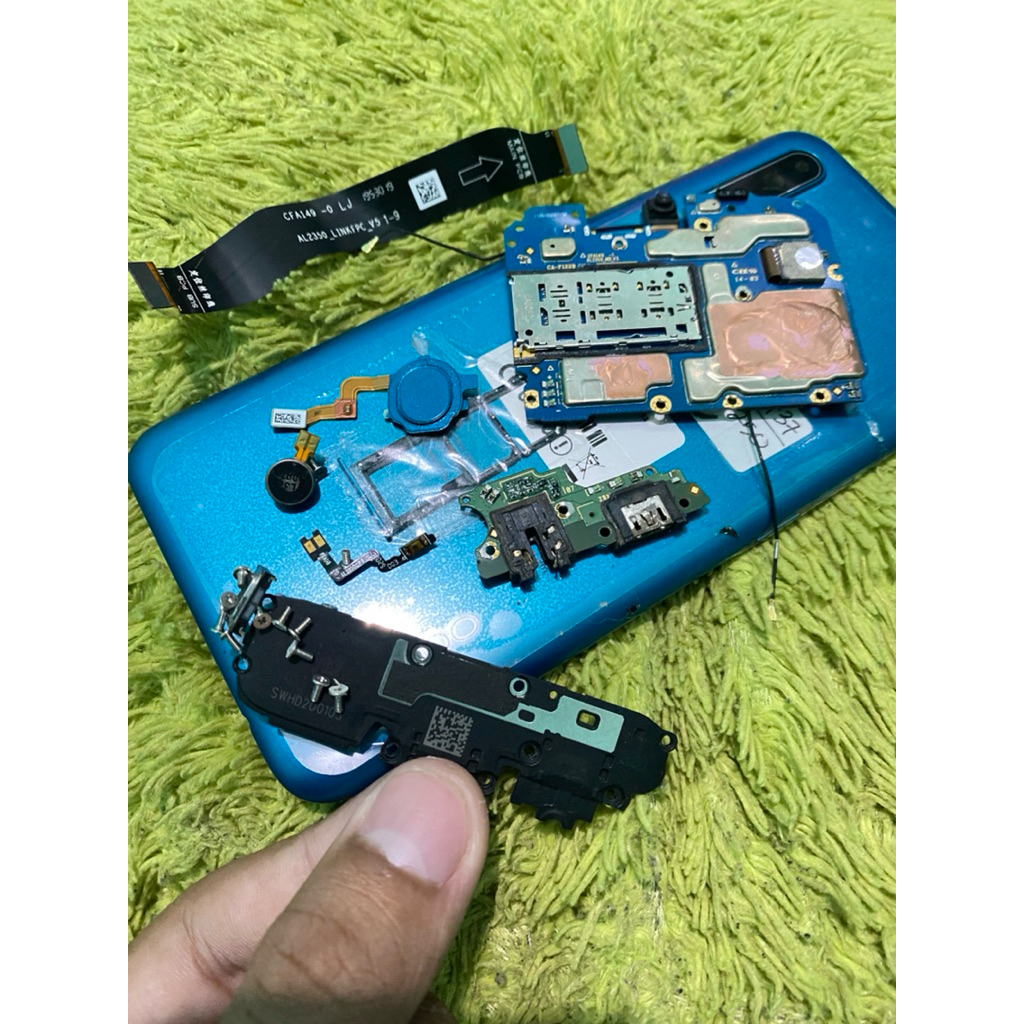 sparepart Oppo a31 minus second / Mesin oppo a31 minus mati / Kamera Oppo a31 copotan / oppo a31 min