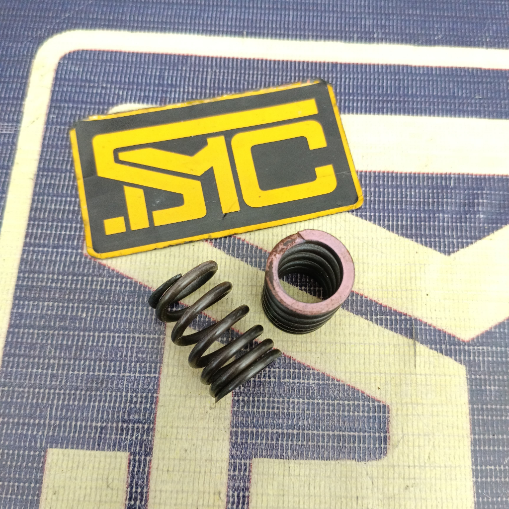Per Klep / Pir Kelep / Spring Valve SET Suzuki Smash / Spin / Skywave