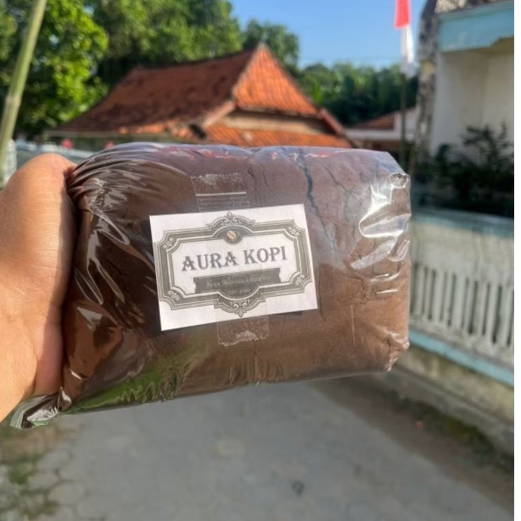 

Aura Kopi Kopi Bubuk Hitam Asli Spesial Tanpa Campuran Nikmat 500g