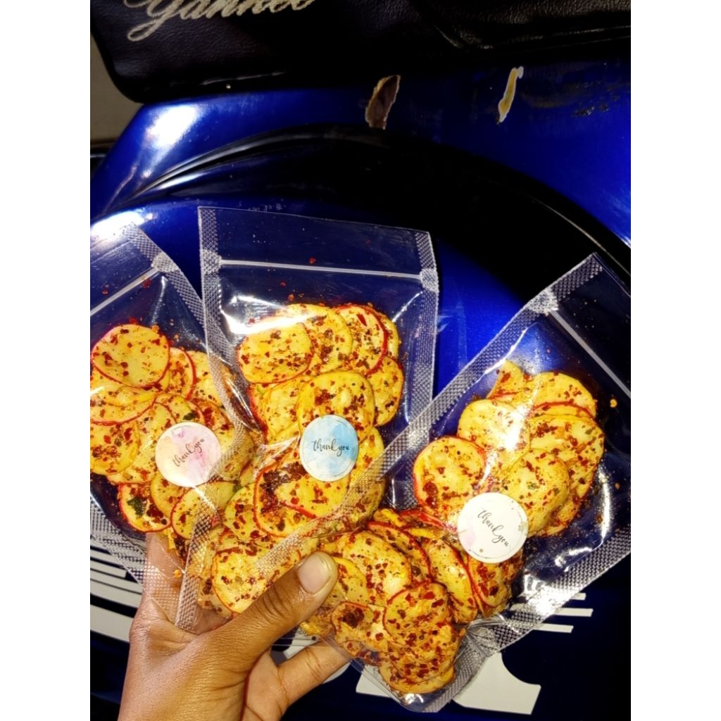 

Kerupuk seblak bantet