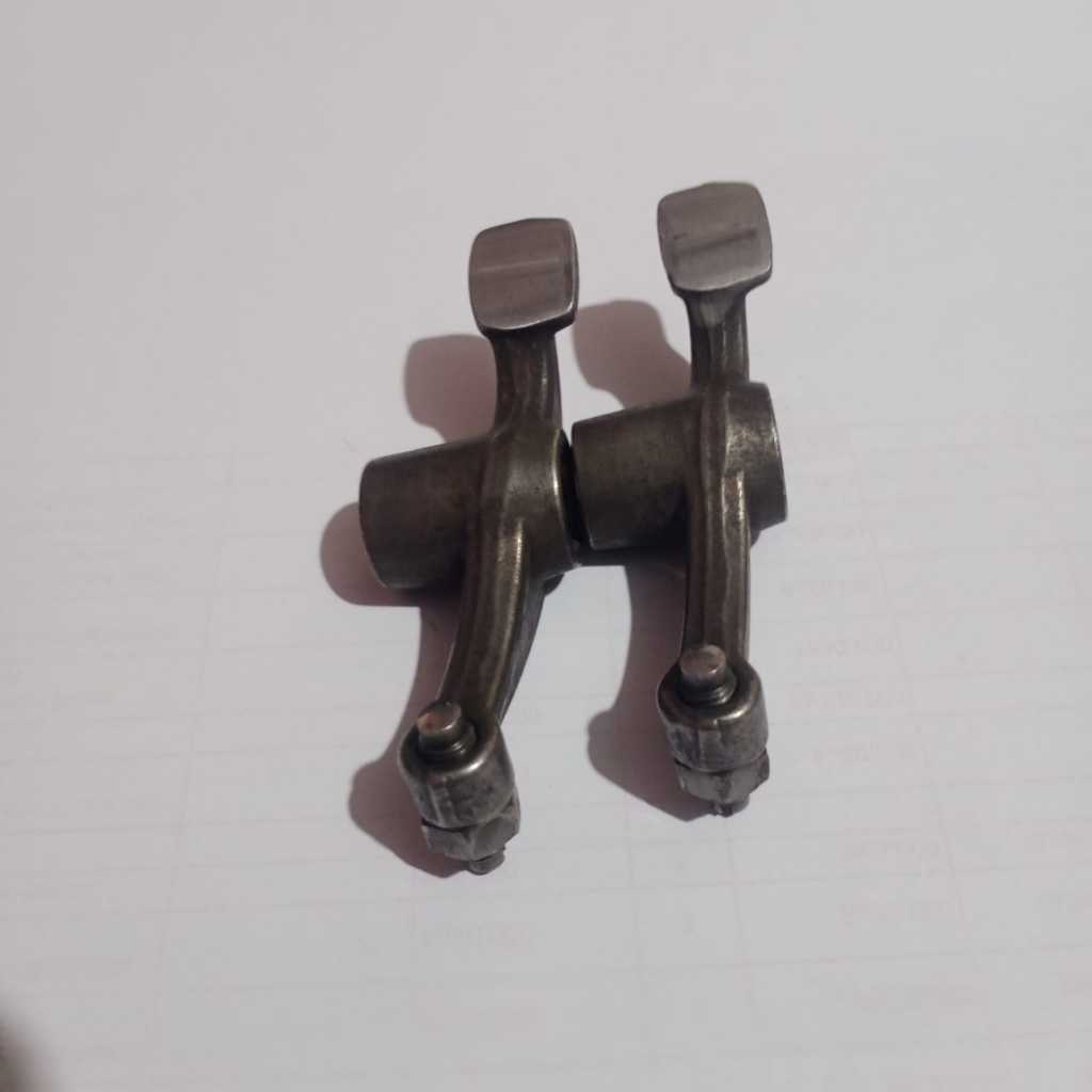 Templar Pelatuk Klep Thunder 125 Bekas Copotan Motor