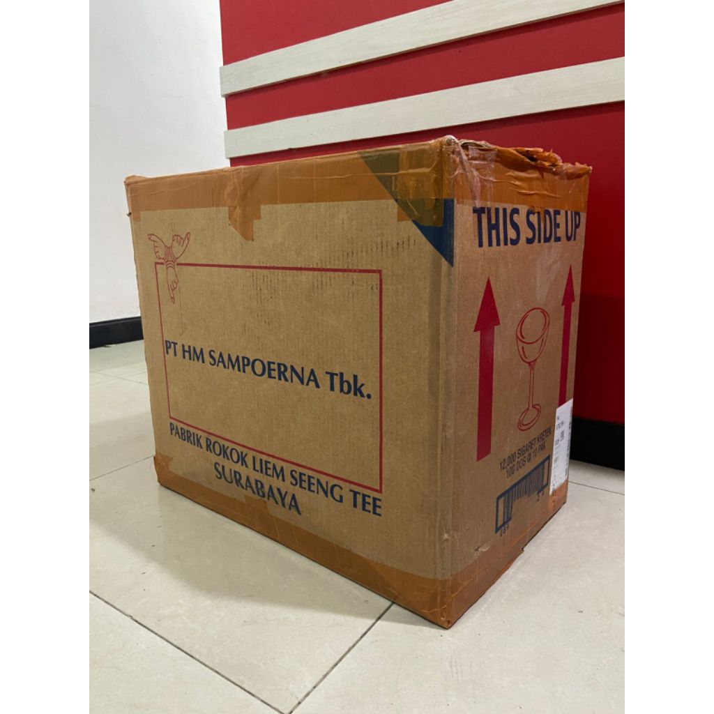 

Kardus Bekas HM SAMPOERNA (56×36×48cm) Tebal 2 Lapis