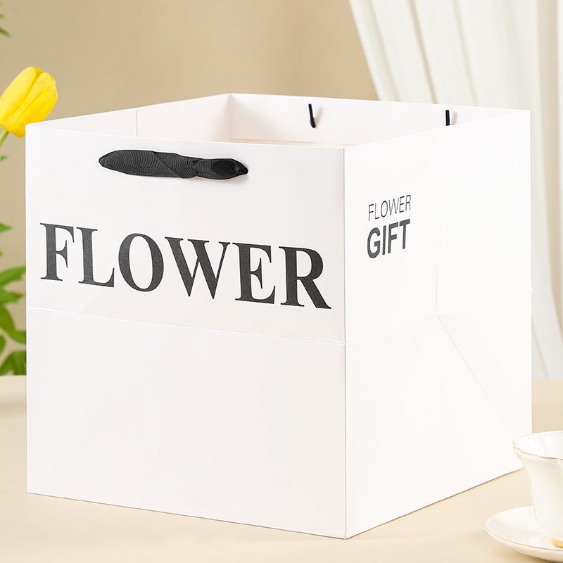 

AESTHETICFLORIST - KOTAK KADO PERSEGI LOVE / GOODIE BAG BUKET / KOTAK BUKET / KOTAK HADIAH