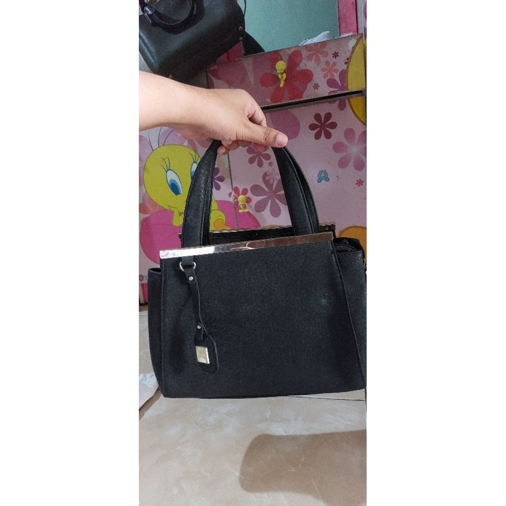preloved tas les catino hitam